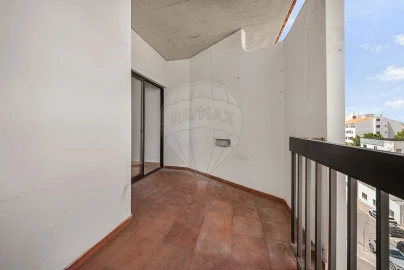 Apartamento T0 para Venda em Albufeira e Olhos de Água