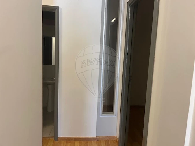 Loja para Arrendamento em Espinho Foto 4
