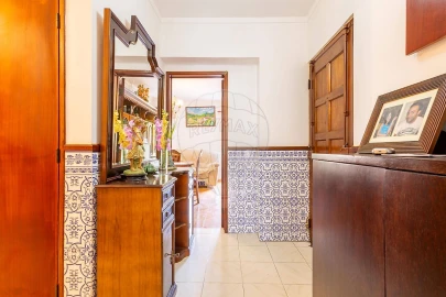 Apartamento T3 para Venda em Carregado e Cadafais