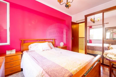 Apartamento T3 para Venda em Carregado e Cadafais