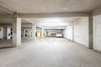 Apartamento T3 para Venda em Carregado e Cadafais