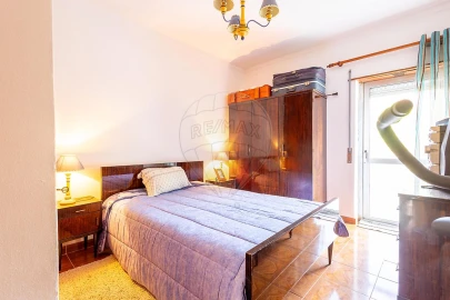 Apartamento T3 para Venda em Carregado e Cadafais