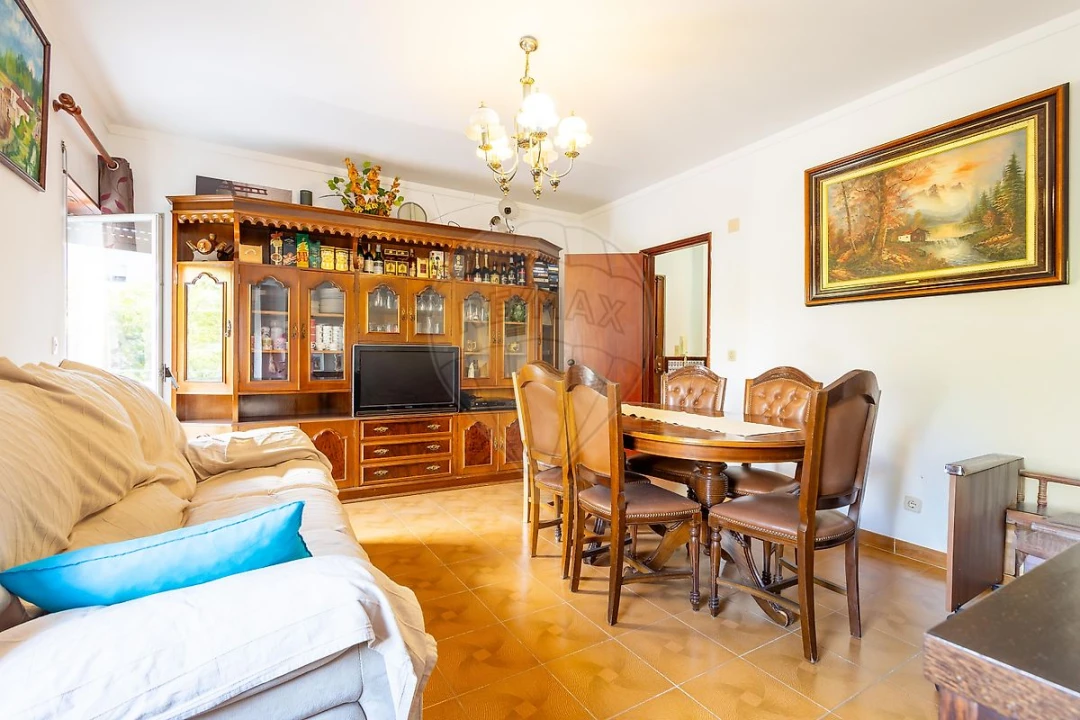 Apartamento T3 para Venda em Carregado e Cadafais Foto 14