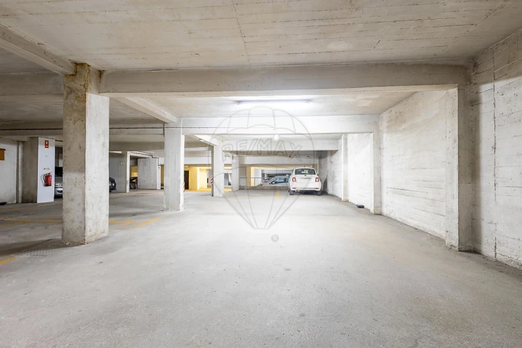 Apartamento T3 para Venda em Carregado e Cadafais Foto 36