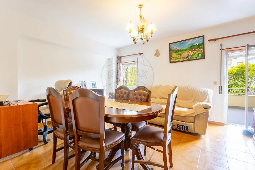 Apartamento T3 para Venda em Carregado e Cadafais Foto 10
