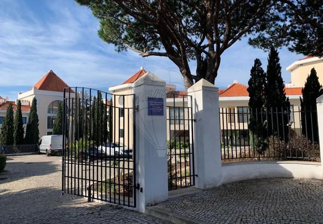 Apartamento T2 para Venda em Quarteira Foto 14