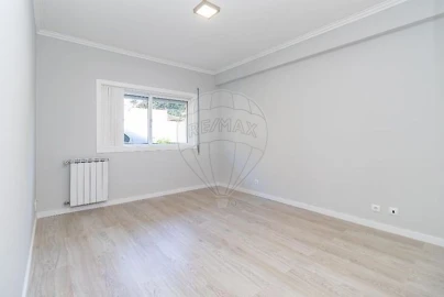 Apartamento T3 para Venda em Santa Marinha e São Pedro da Afurada