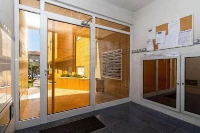 Apartamento T3 para Venda em Santa Marinha e São Pedro da Afurada
