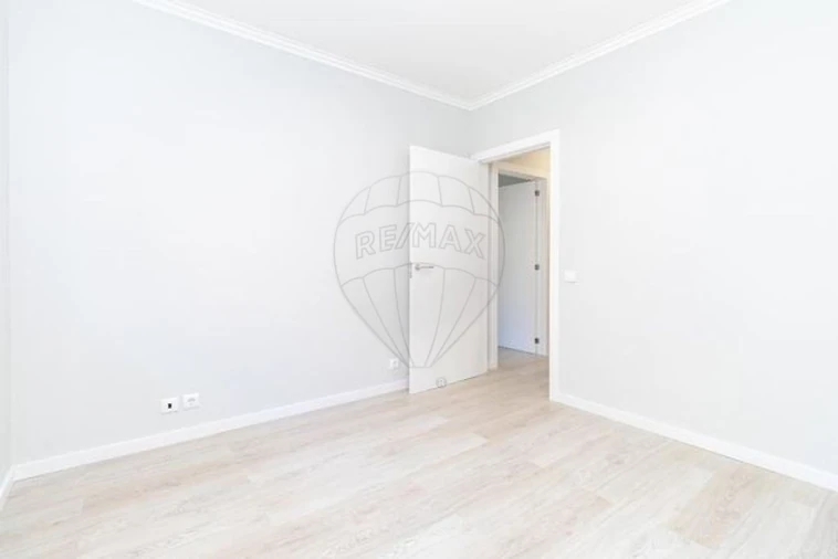 Apartamento T3 para Venda em Santa Marinha e São Pedro da Afurada Foto 12