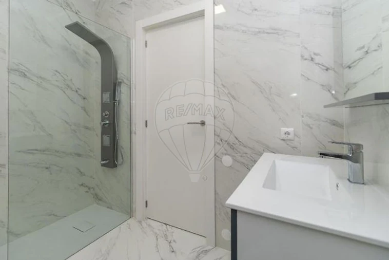 Apartamento T3 para Venda em Santa Marinha e São Pedro da Afurada Foto 16