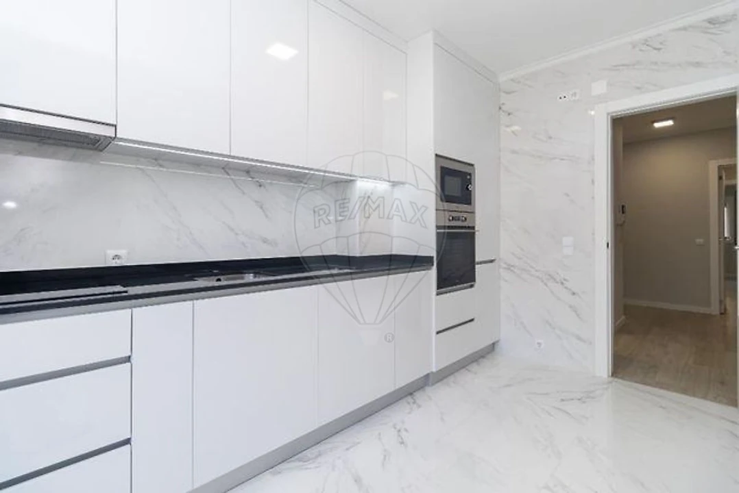 Apartamento T3 para Venda em Santa Marinha e São Pedro da Afurada Foto 13