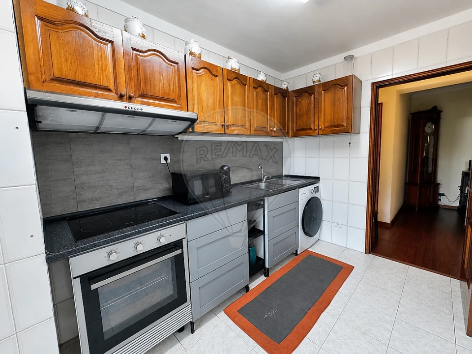 Apartamento T2 para Venda em Fânzeres e São Pedro da Cova Foto 15
