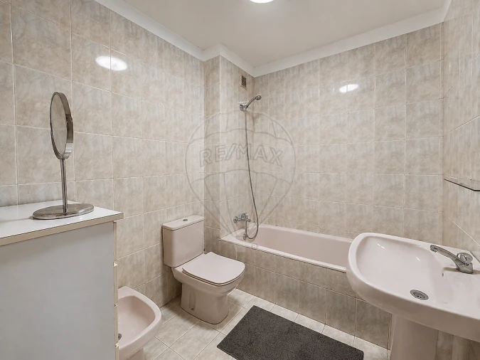 Apartamento T2 para Venda em Fânzeres e São Pedro da Cova Foto 29
