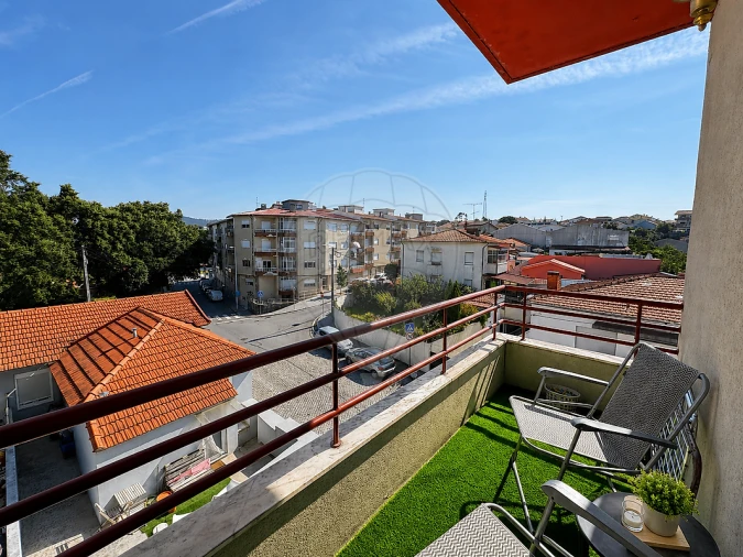 Apartamento T2 para Venda em Fânzeres e São Pedro da Cova Foto 22