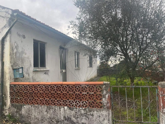 Moradia T2 para Venda em Soure Foto 4