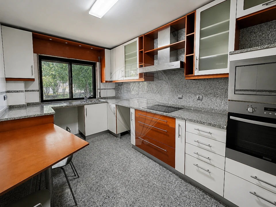 Apartamento T3 para Venda em São Mamede de Infesta e Senhora da Hora Foto 8