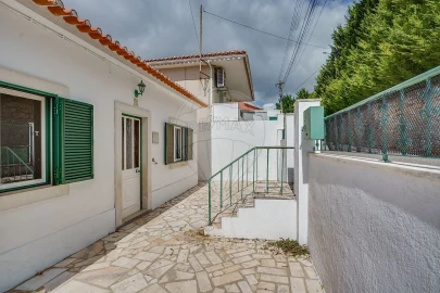 Moradia T2 para Venda em Bucelas