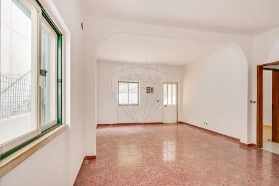 Moradia T2 para Venda em Bucelas
