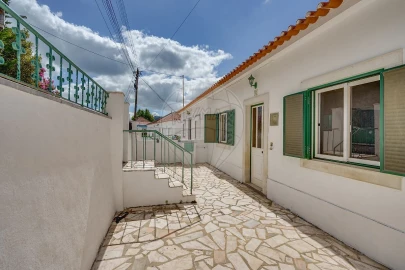 Moradia T2 para Venda em Bucelas