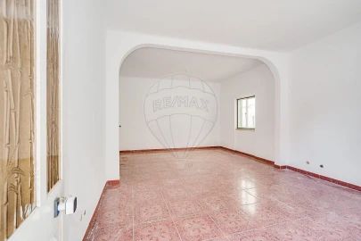 Moradia T2 para Venda em Bucelas