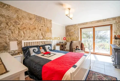 Moradia T4 para Venda em Roge