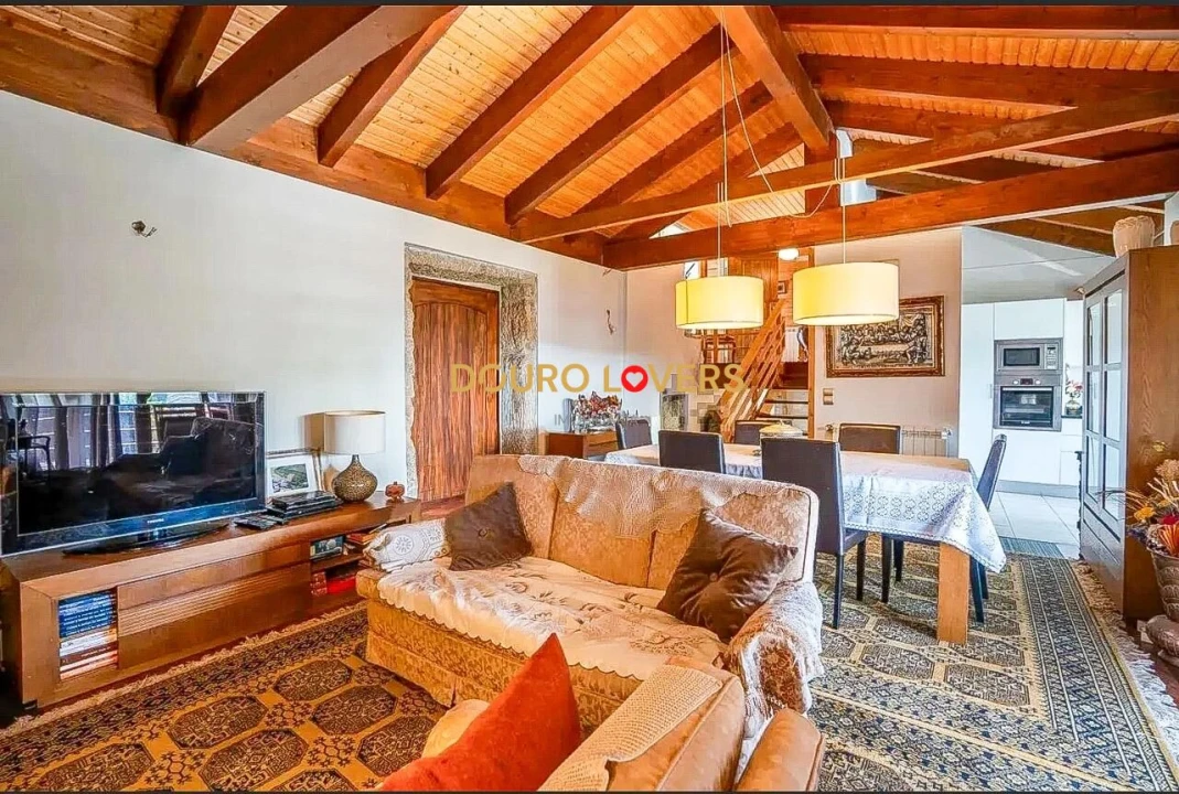 Moradia T4 para Venda em Roge Foto 6