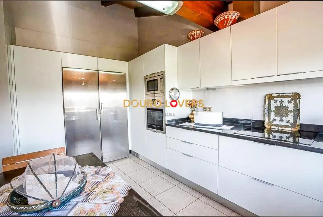 Moradia T4 para Venda em Roge Foto 8