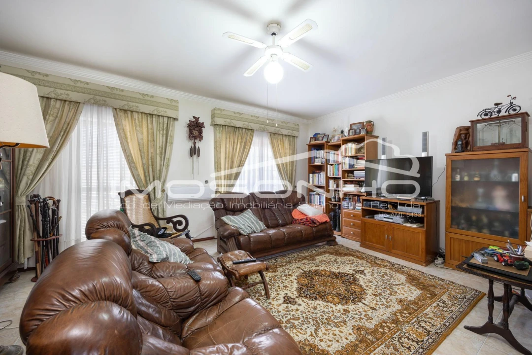 Apartamento T3 para Venda em Marinha Grande Foto 1