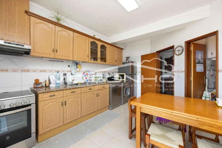 Apartamento T3 para Venda em Marinha Grande Foto 6