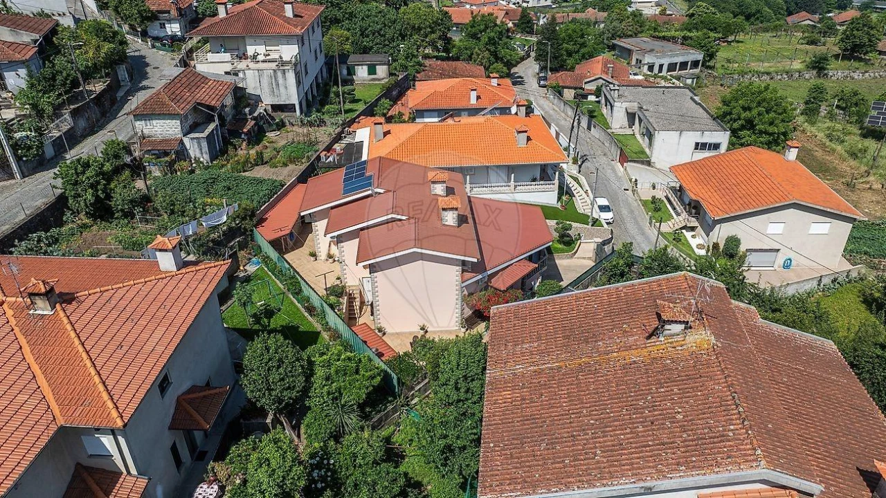 Moradia T3 para Venda em Vila Nova de Famalicão e Calendário Foto 36
