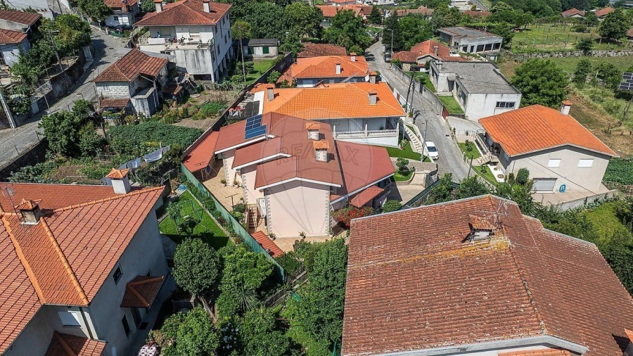 Moradia T3 para Venda em Vila Nova de Famalicão e Calendário Foto 36
