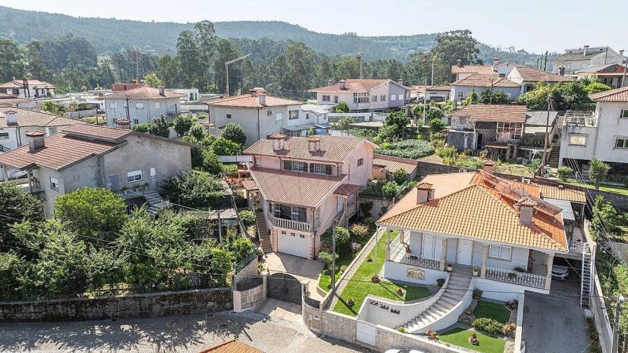Moradia T3 para Venda em Vila Nova de Famalicão e Calendário Foto 38
