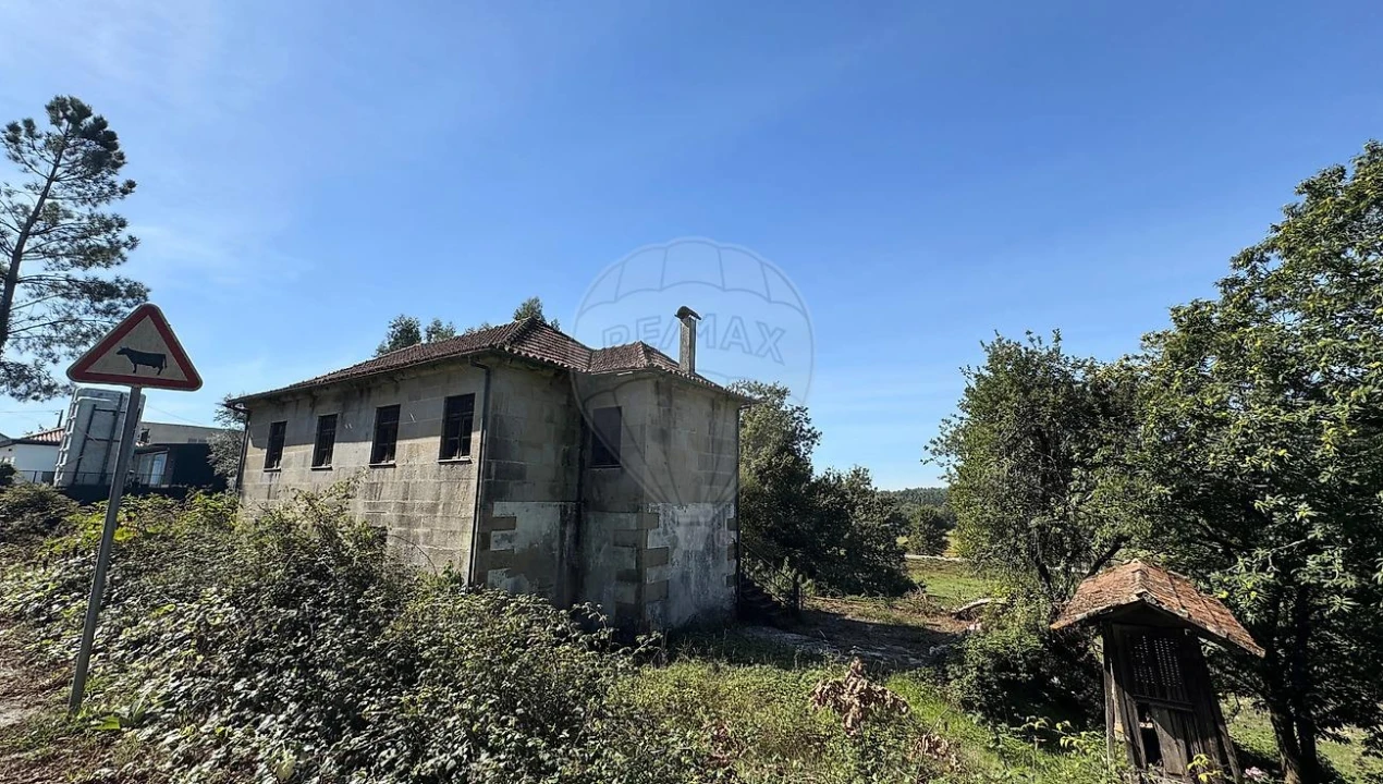 Moradia T6 para Venda em Marrancos e Arcozelo Foto 4