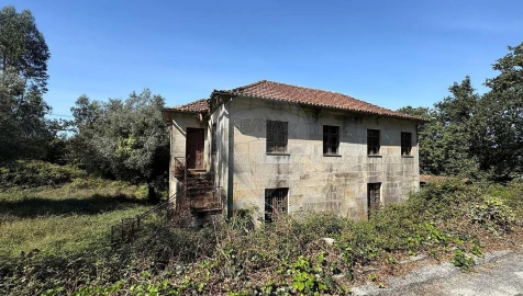 Moradia T6 para Venda em Marrancos e Arcozelo