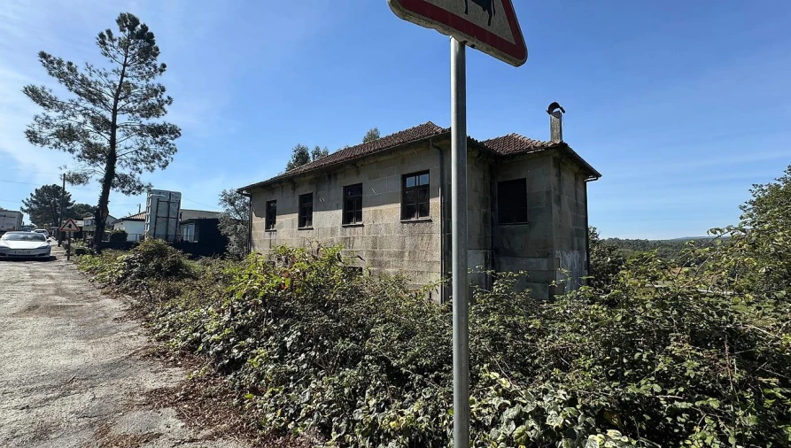 Moradia T6 para Venda em Marrancos e Arcozelo Foto 15