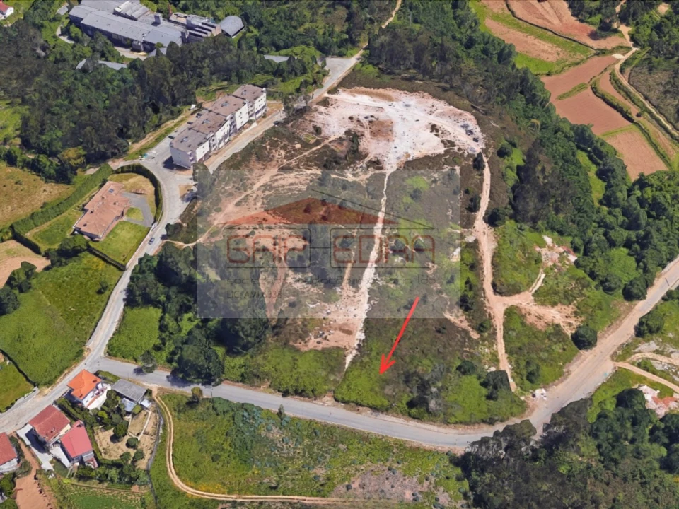 Terreno para Venda em Sandim, Olival, Lever e Crestuma Foto 1