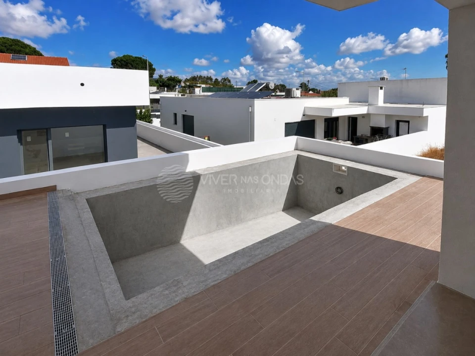 Moradia T3 para Venda em Fernao Ferro Foto 23