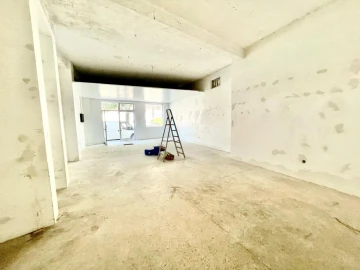 Loja para Arrendamento em Braga (São José de São Lázaro e São João do Souto)