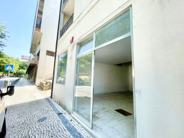 Loja para Arrendamento em Braga (São José de São Lázaro e São João do Souto)