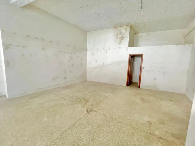 Loja para Arrendamento em Braga (São José de São Lázaro e São João do Souto) Foto 4