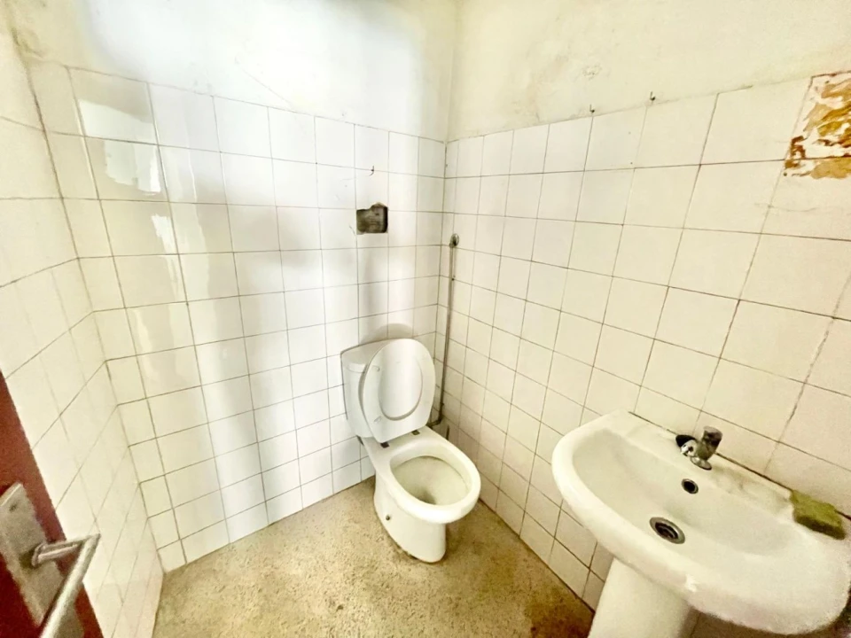 Loja para Arrendamento em Braga (São José de São Lázaro e São João do Souto) Foto 5