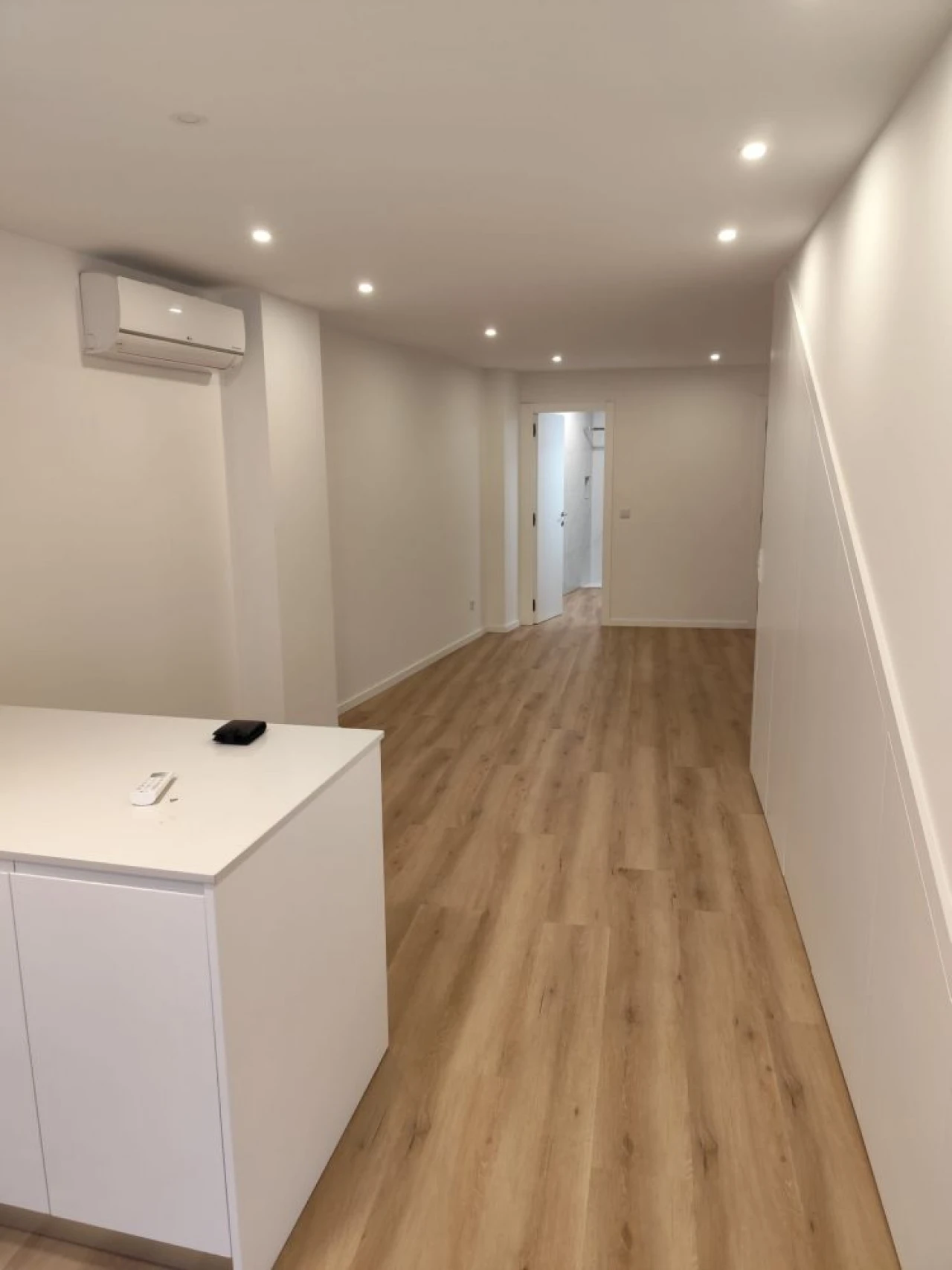 Apartamento T1 para Venda em Palmeira Foto 5