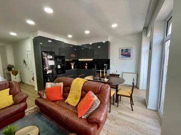 Apartamento T2 para Arrendamento em Braga (São José de São Lázaro e São João do Souto)