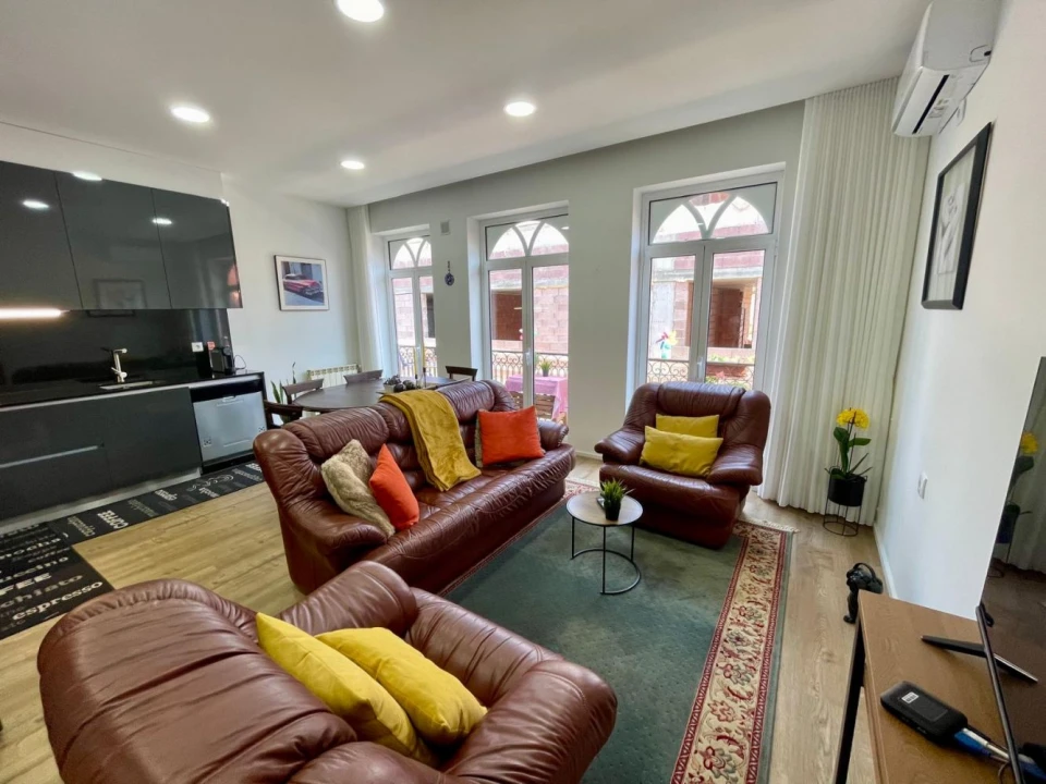 Apartamento T2 para Arrendamento em Braga (São José de São Lázaro e São João do Souto) Foto 8