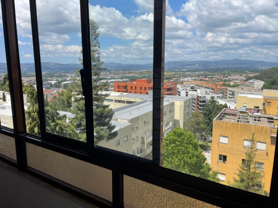 Apartamento T3 para Venda em Braga (Maximinos, Sé e Cividade) Foto 8