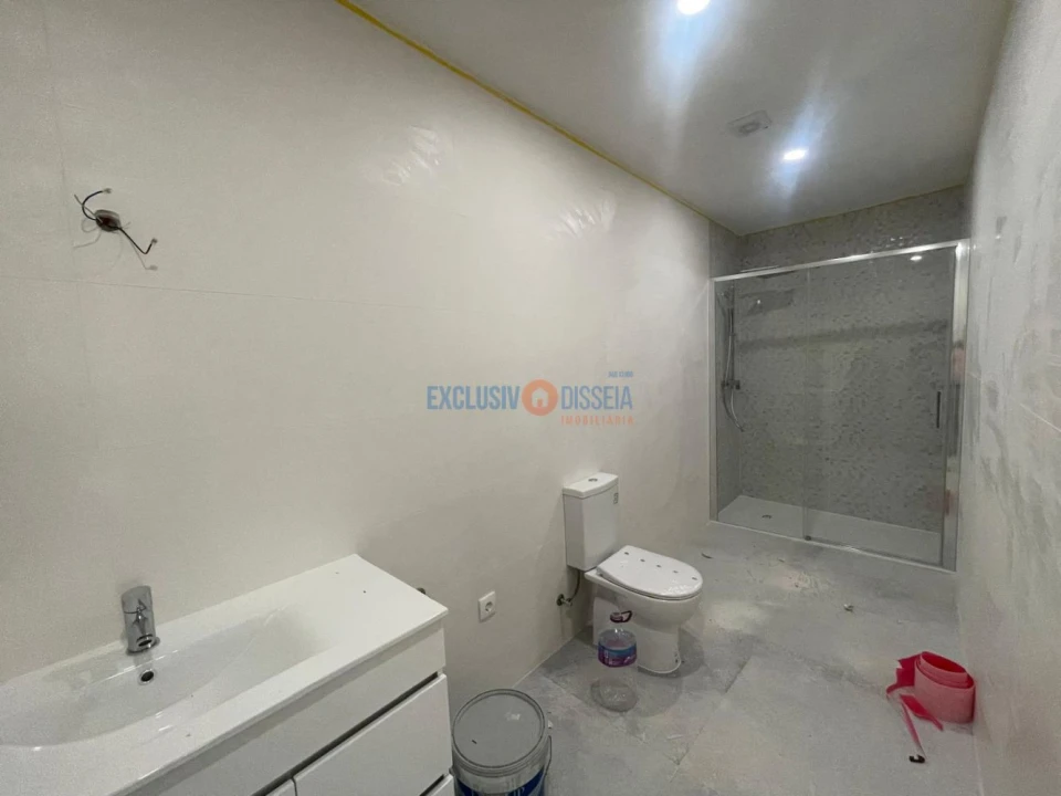 Apartamento T3 para Venda em Avelãs de Caminho Foto 8