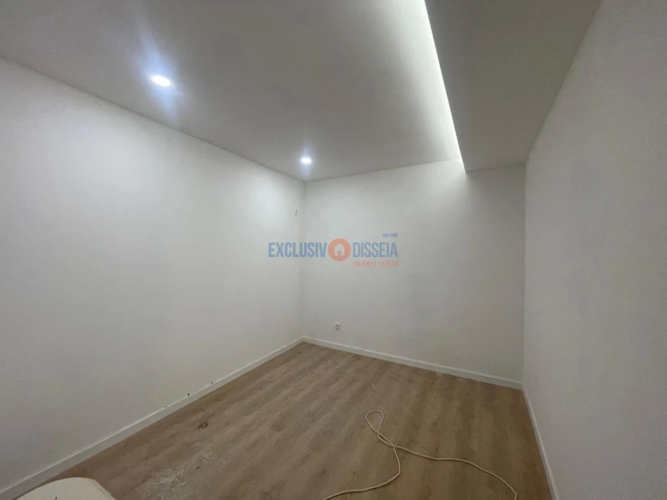 Apartamento T3 para Venda em Avelãs de Caminho Foto 3