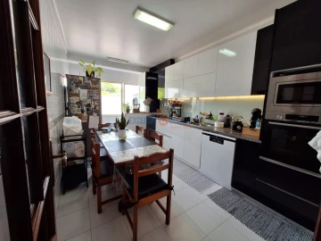 Apartamento T3 para Venda em Aguada de Cima