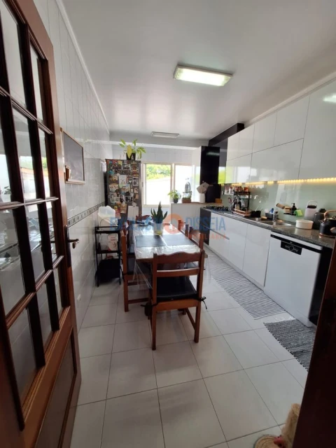 Apartamento T3 para Venda em Aguada de Cima