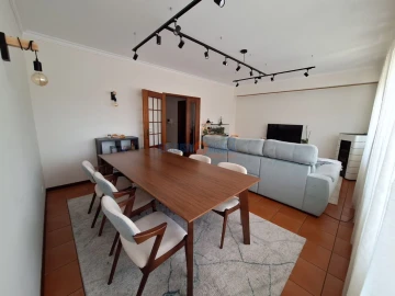 Apartamento T3 para Venda em Aguada de Cima
